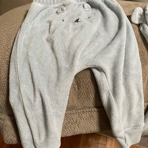 Carters kids sweat suit size 6-9 months color blue with long sleeve onesie